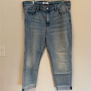 Denizen from Levi's Women’s Light Wash Boyfriend Jeans Size 14